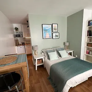 le-studio-dalery-au-coeur-de-la-ville-16bis.hotels-rhonealpes.com/